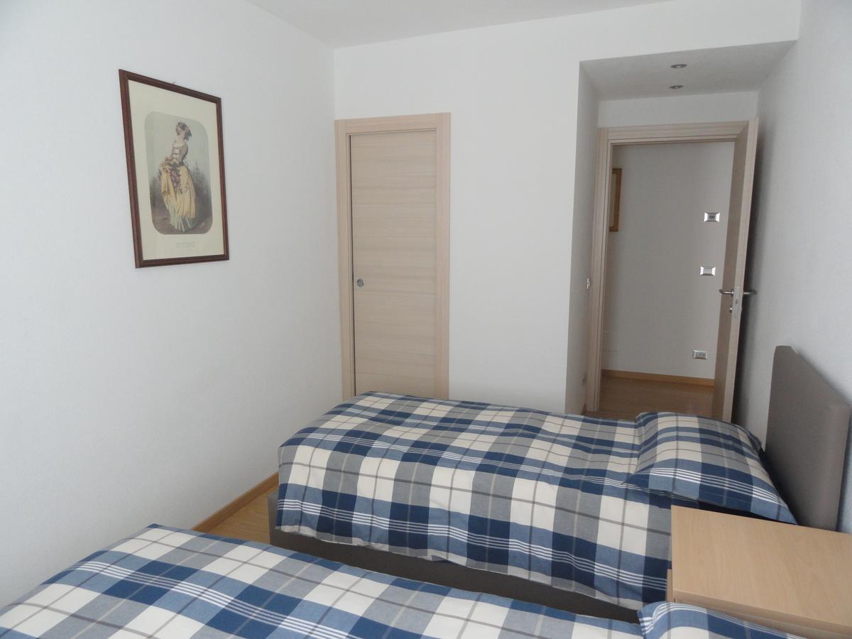ボルミオ La Casa Di Armandoアパートホテル エクステリア 写真